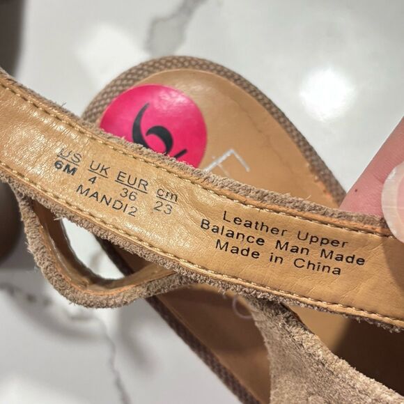 Franco Sarto Mandi2 Taupe Suede Leather Tan Perforated Strap Heels Women 6M 36EU - Picture 9 of 13